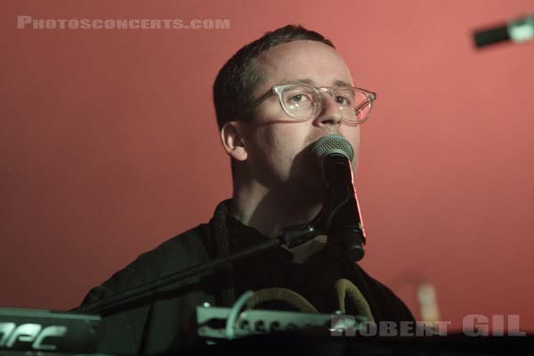 HOT CHIP - 2013-11-02 - PARIS - Grande Halle de La Villette - 